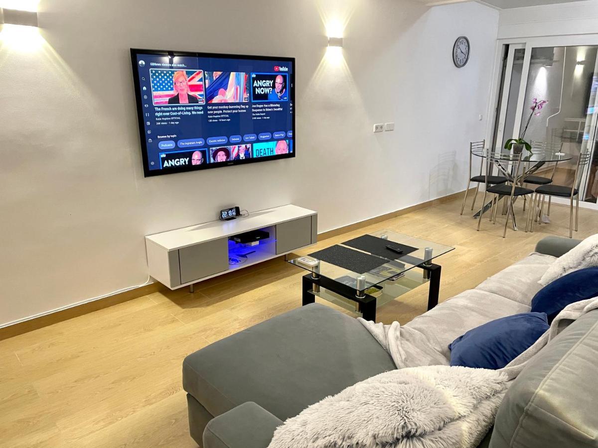 Appartamento Modern Penthouse With Big Terrace Platja d'Aro Esterno foto